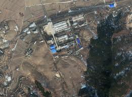 The Tae-sung Machine Factory (a.k.a., Chamjin Missile Factory) is North Korea's primary manufacturer of ballistic missiles, conducting final assembly of components and sub-systems it has produced or from those supplied to it from other facilities and sources. While the primary responsibility for the development of the Taepodong and Unha systems lies with the No. 7 Factory of the Second Academy of Natural Sciences (SANS), the Tae-sung Machine Factory has been associated with the production phase of these systems. Includes satellite imagery from DigitalGlobe's Analysis Center. (KPA Journal/Joseph S. Bermudez Jr.)